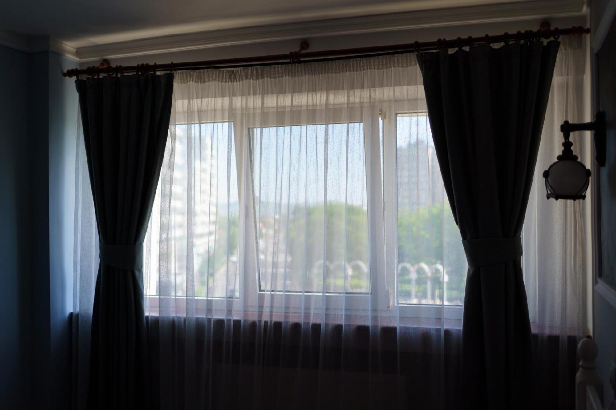 Pasiro Aparthotel Alba Iulia Exterior photo